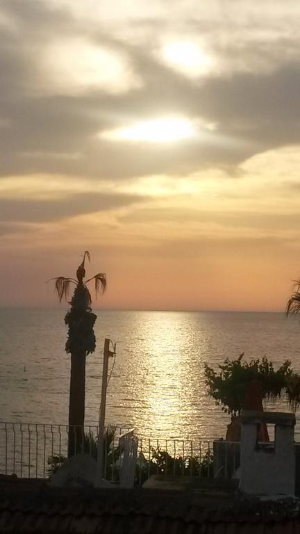 Villa Beach Кушадасы Экстерьер фото